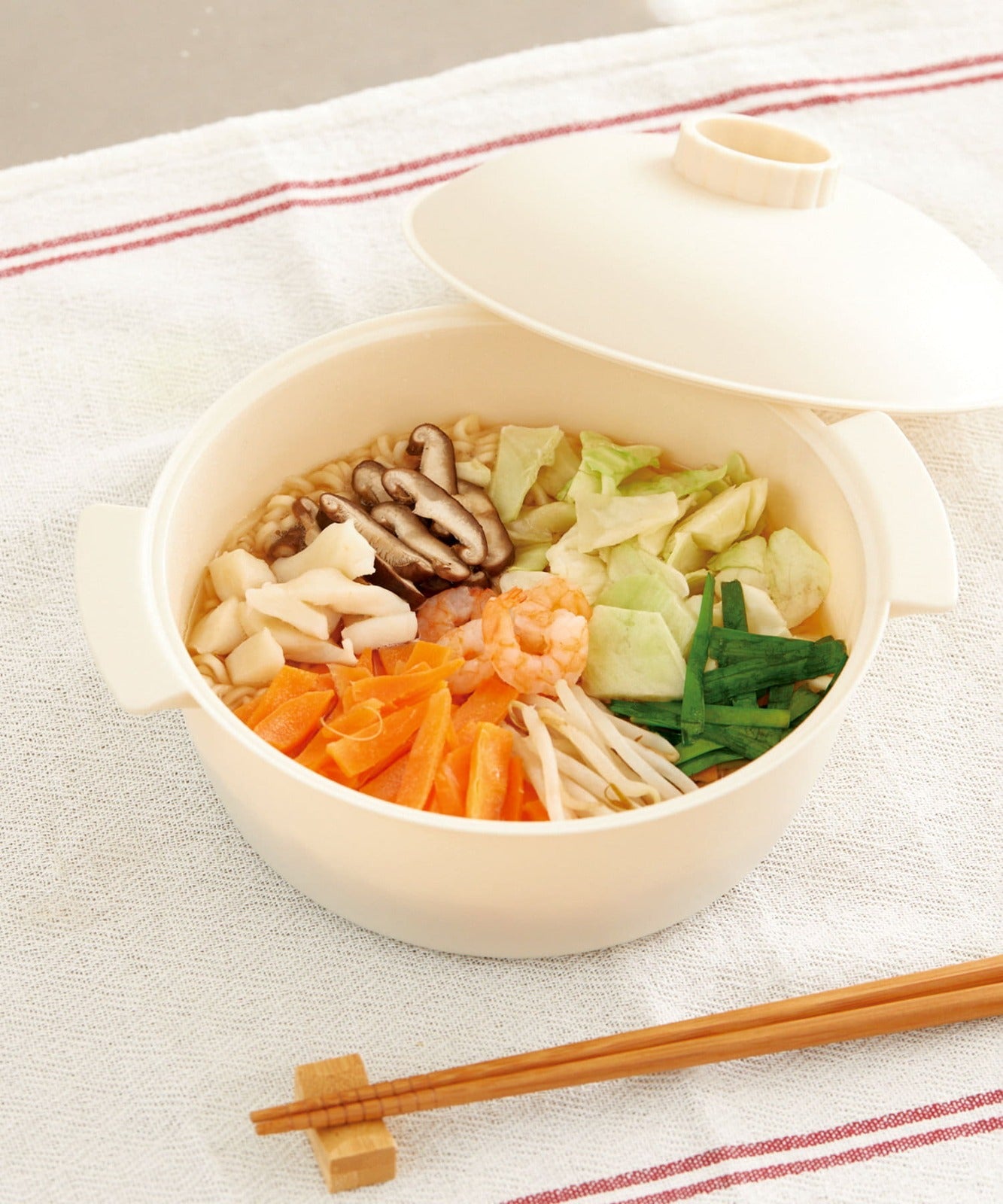 Bistro Noodles With Colander / KITINTO