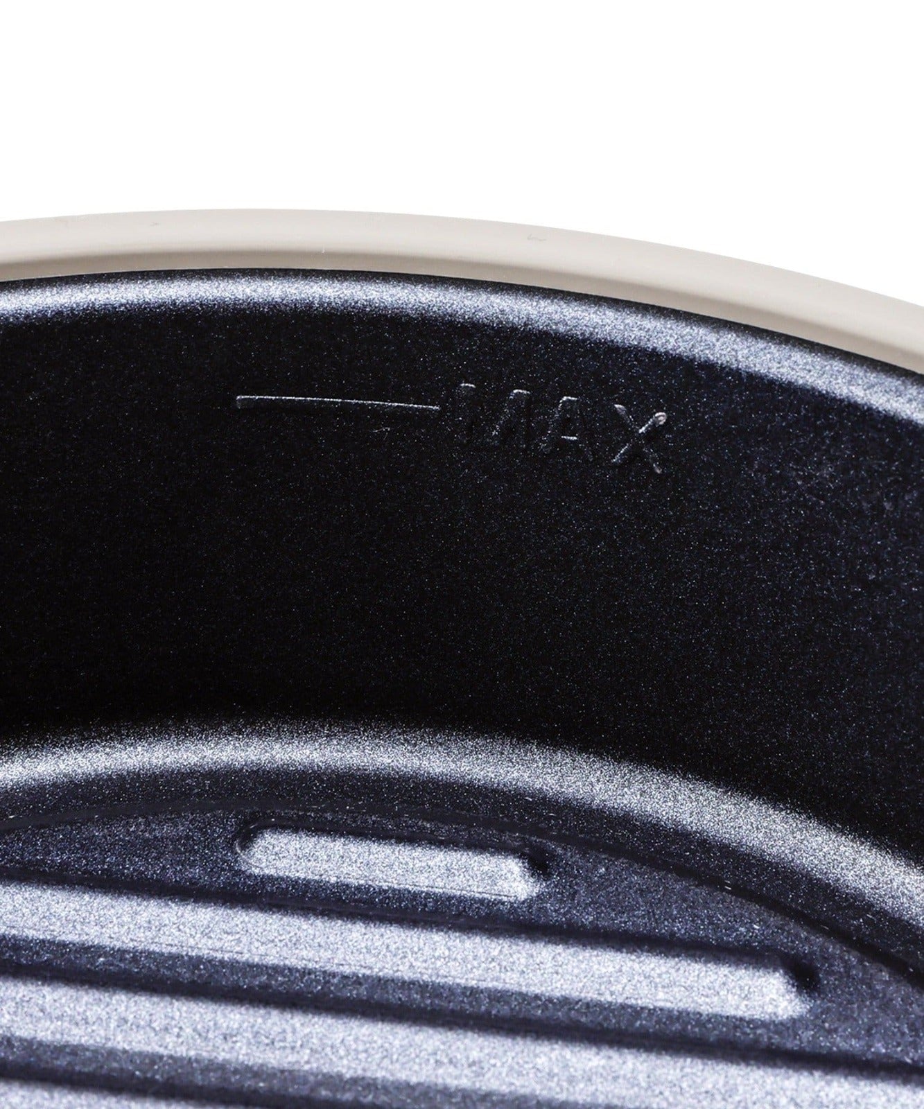 Deep Microwave Cooker: 1.1L / KITINTO