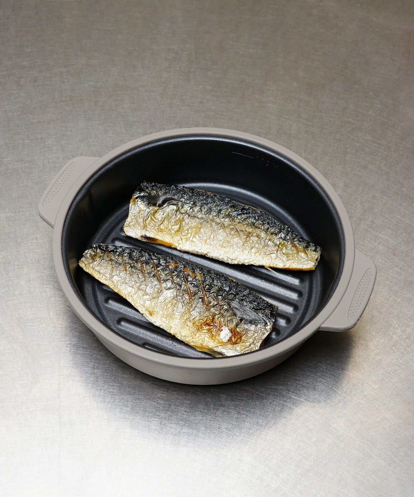 Deep Microwave Cooker: 1.1L / KITINTO