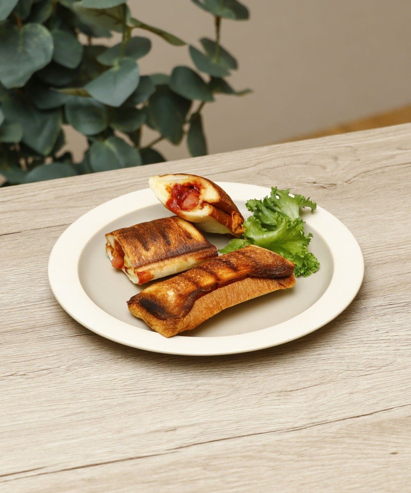 Microwave-Safe Half-Sized Hot Sandwich Maker / KITINTO